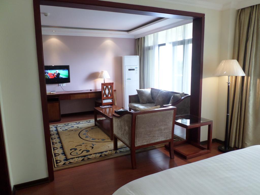 G.S Plaza Hotel Аккра Экстерьер фото